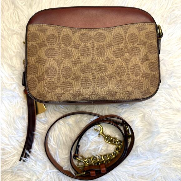 COACH Camera Bag In Signature Canvas Crossbody - Picture 2 of 9